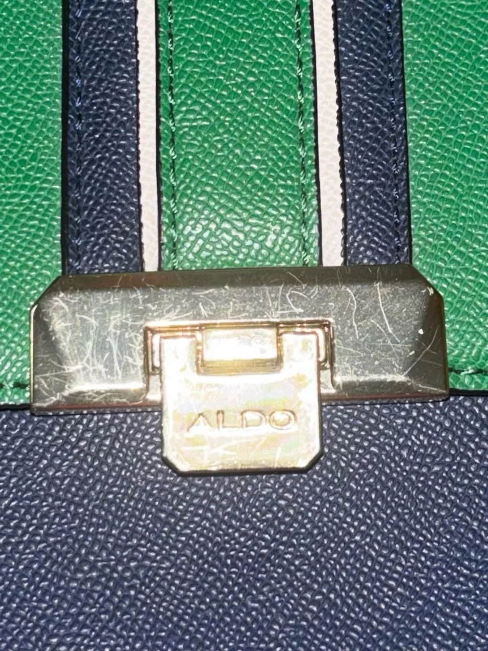 N/A stylish green